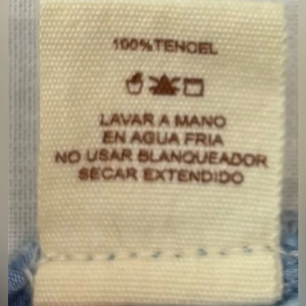 Hem & Thread S Chambray Raw Hem Pocketed Peasant Dress - Image 5