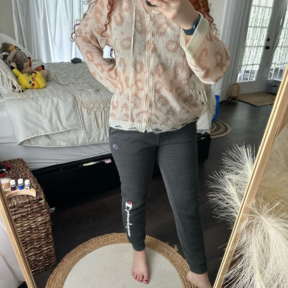 POL Distressed Leopard Show your Spots Zip Up Size Small - Image 3