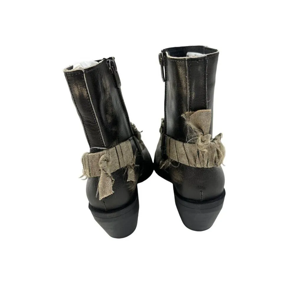 Steve Madden - Clyde Distressed Boots in Brown & Black - Image 4