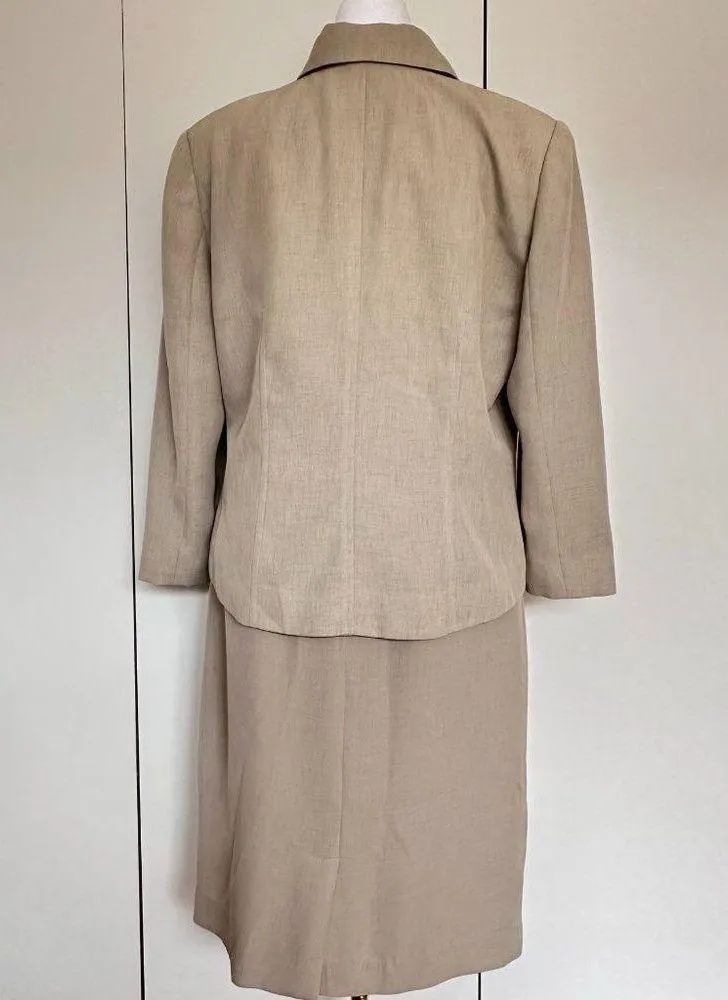 Vintage Skirt Set Size 10 Beige Button Front Collared Blouse Jacket - Image 3