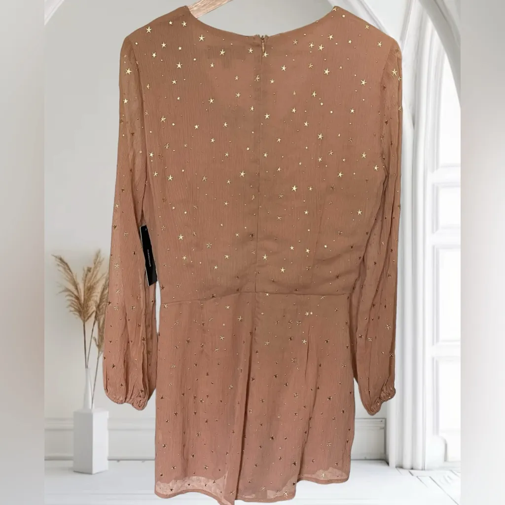 NWT Whimsical Dreams Blush Star Print Surplice Romper M - Image 4