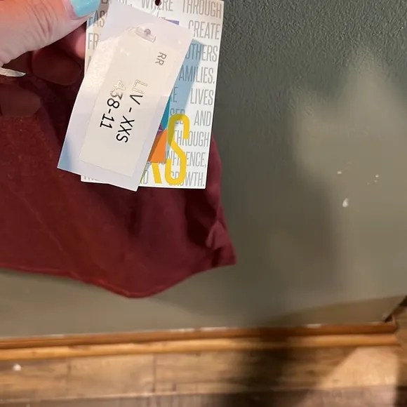 LuLaRoe xx. Small cool kids T-shirt. New ‎ with tags. - Image 3