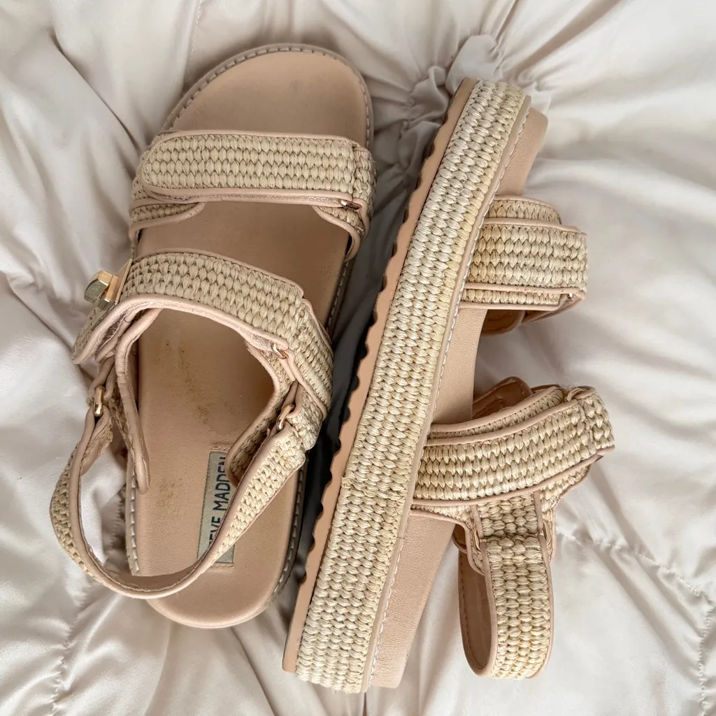 Steve Madden Tan Woven Strap Sandals - Image 2