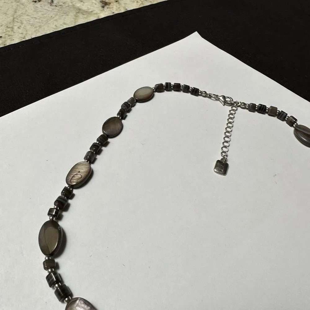 Signed CHAPS Silver Tone Shell Bead Beaded Necklace - Image 4