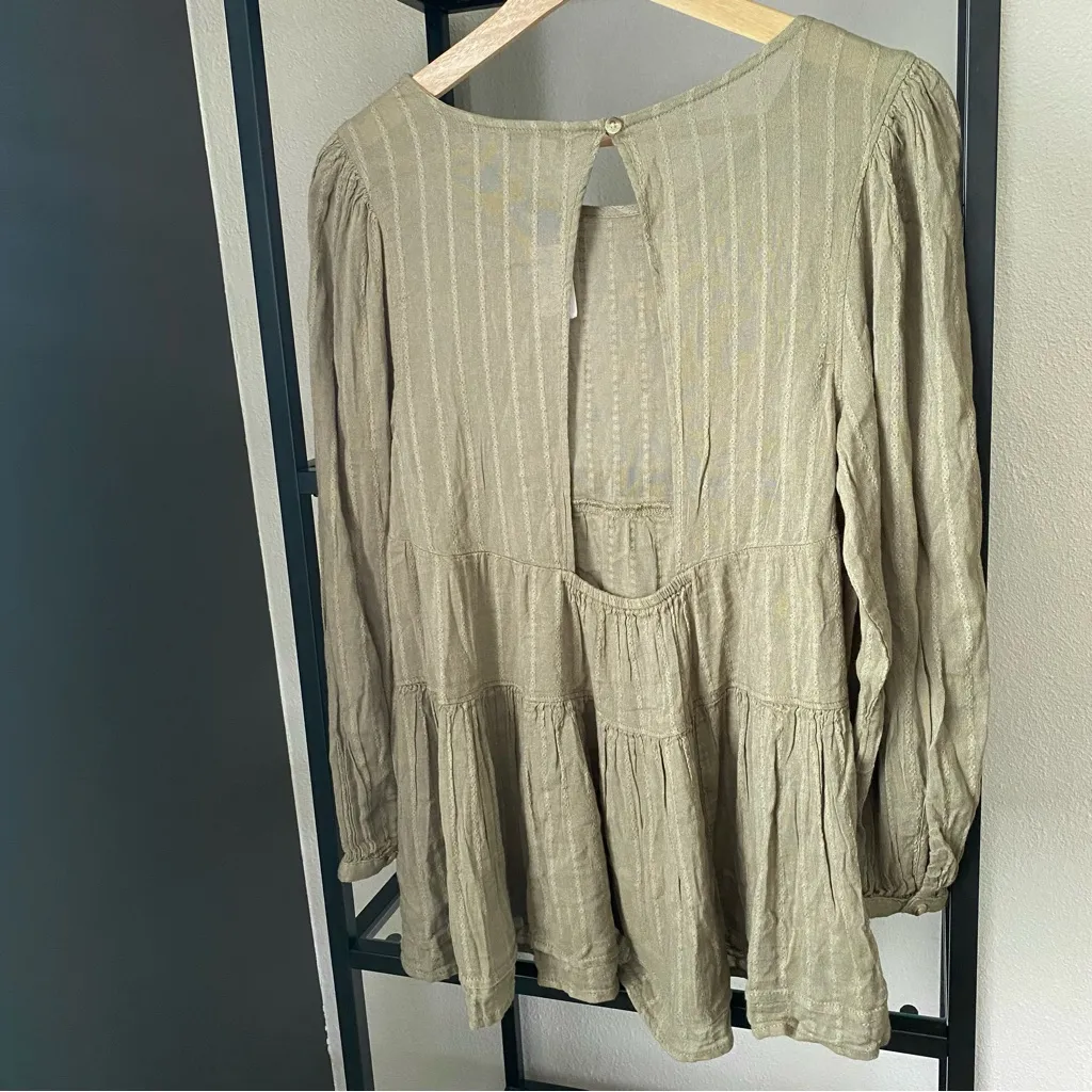 American Eagle NWT  Open Back Tiered Top - Image 2