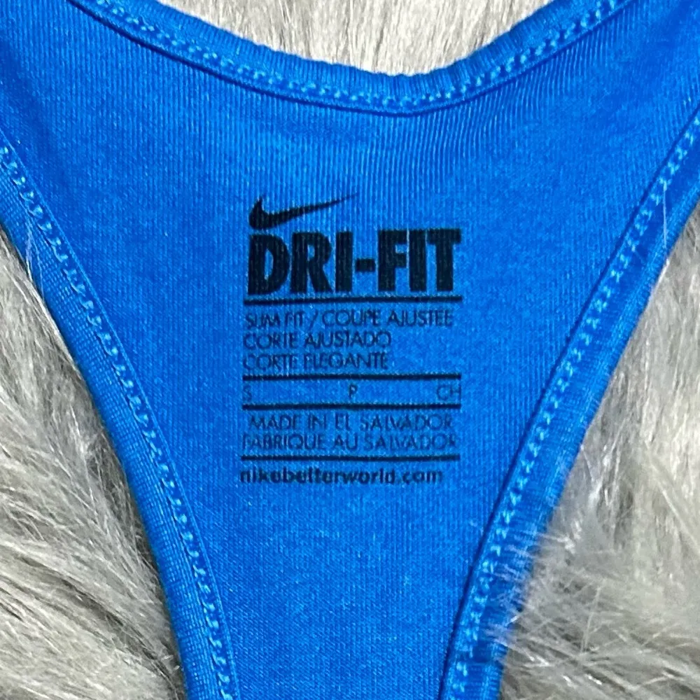 Nike Dri-Fit Racerback Tank Top Size Small - Image 3