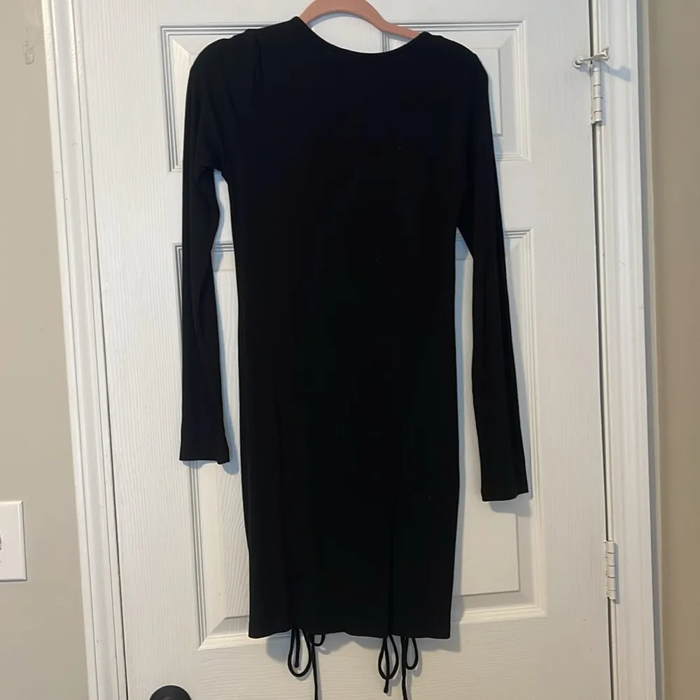 Princess Polly cinched front black long sleeve dress - Image 2