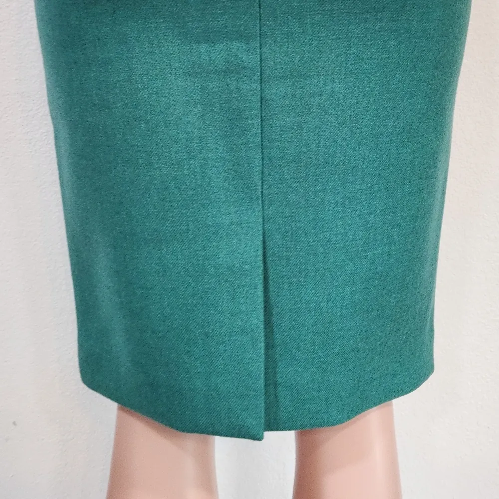 J. Crew 100% Wool No. 2 Pencil Skirt Business Casual Green Size 2 - Image 7