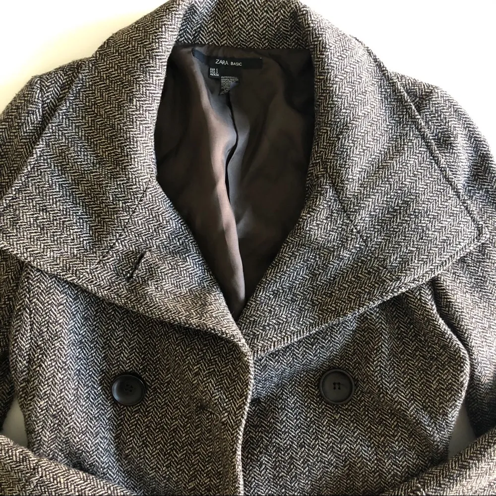 Basic Brown and Black Peacoat. Size Small - Image 4