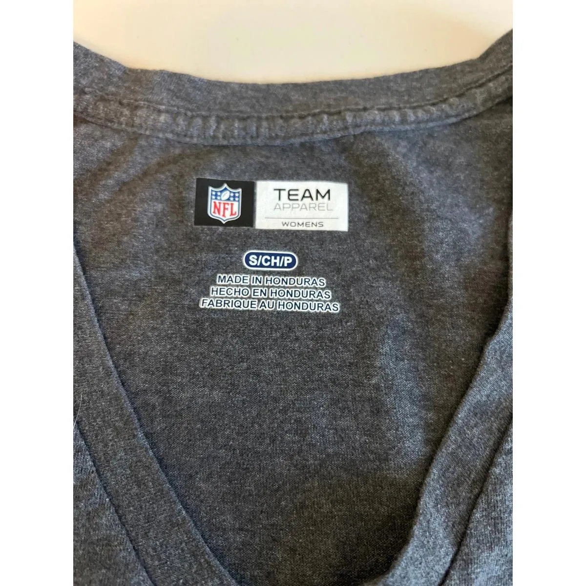 NFL Team Apparel Baltimore Ravens Graphic TShirt Gray Size Small - Image 5