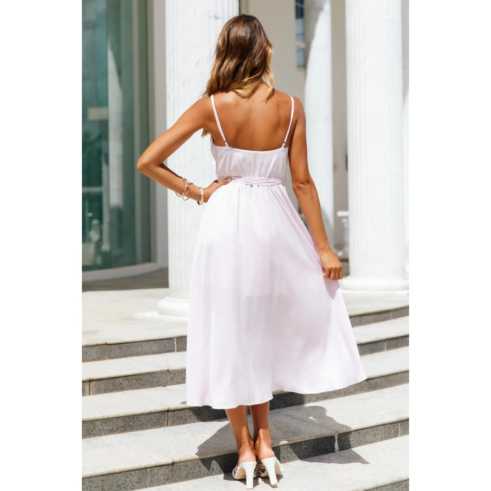 HELLO MOLLY FUEL TO MY FIRE SATIN HIGH LOW MIDI DRESS LIGHT‎ LILAC EUC SIZE XS - Image 4