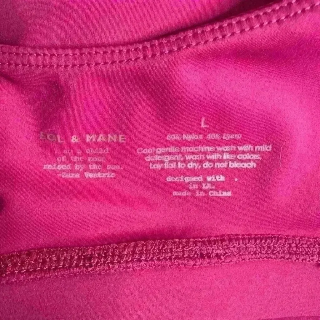 Sol & Mane crossed back sports bra Plum Size Large NWT
Removable pads Pink - Image 4