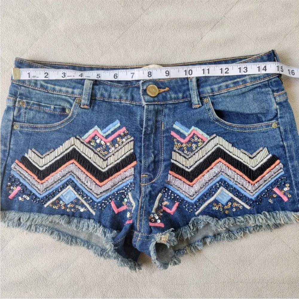 Zara Embellished Beaded Boho Cut Off Jean Shorts size 4 - Image 3