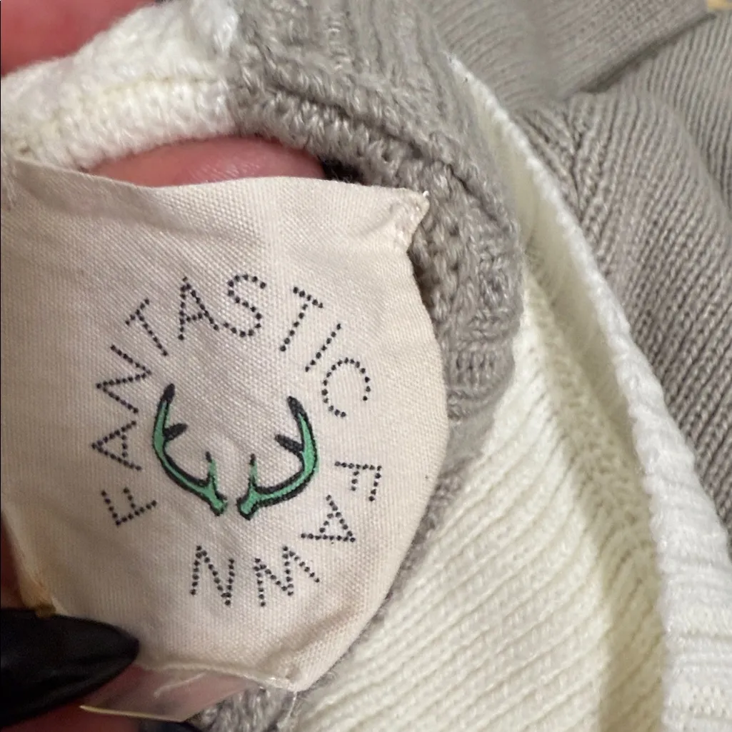 FANTASTIC FAWN: GRAY/ivory Cold Shoulder Color Block Sweater woman size 
SMALL - Image 6