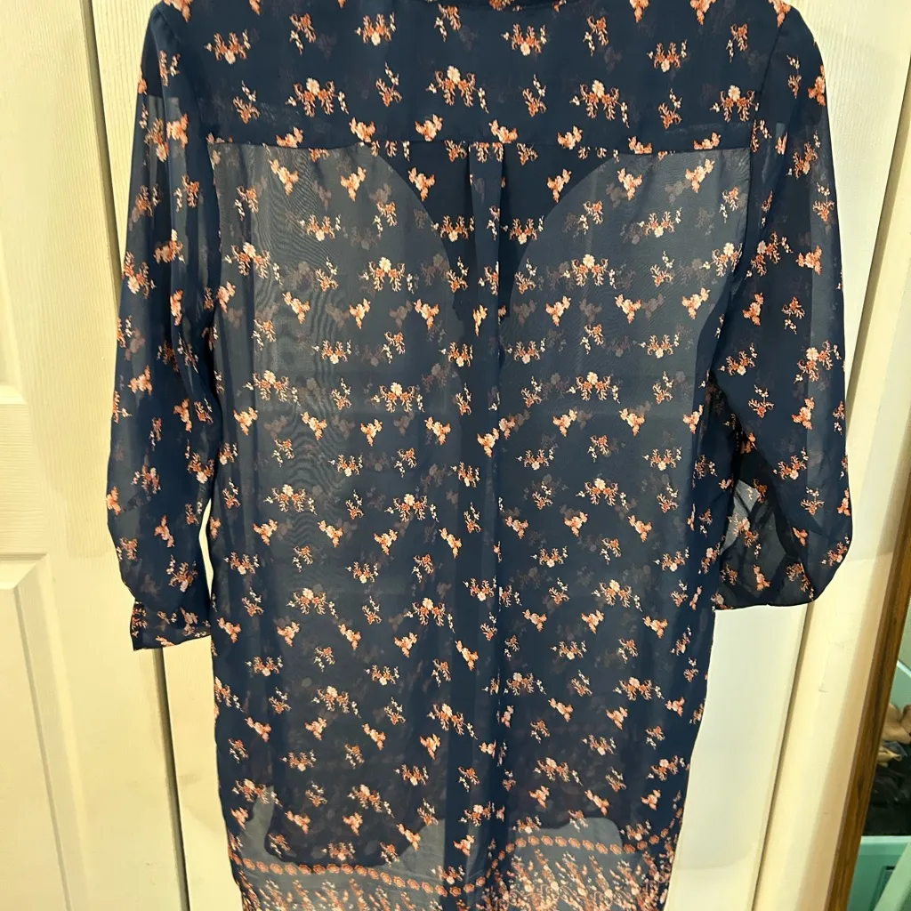 Rue21 Sheer long top - Image 3