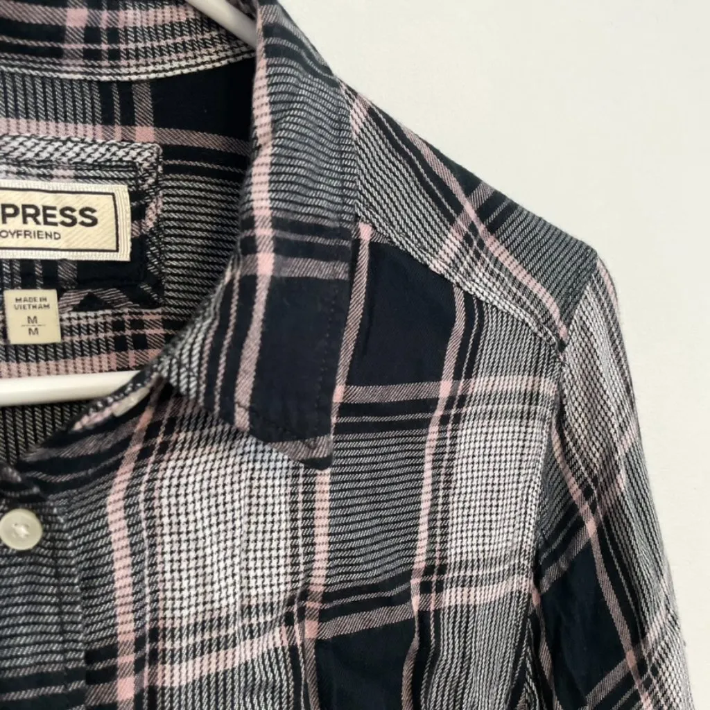 EXPRESS Patch Pocket Plaid Boyfriend Shirt Black White Flannel Button Down Tunic - Image 6