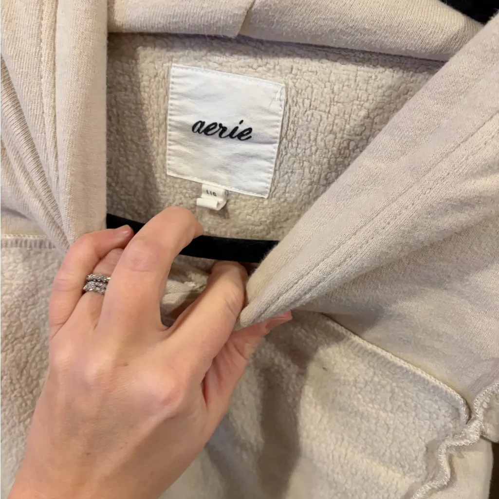 Aerie  Patchwork Pullover Cream size Large - Image 4