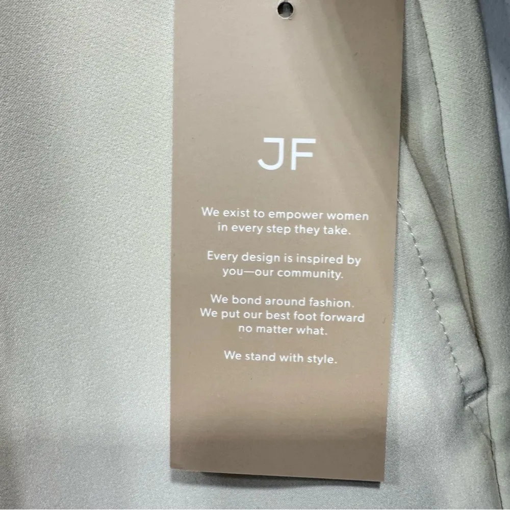 Cream Pleated Front High Rise Wide Leg Bermuda Culotte Shorts by JustFab - Image 3