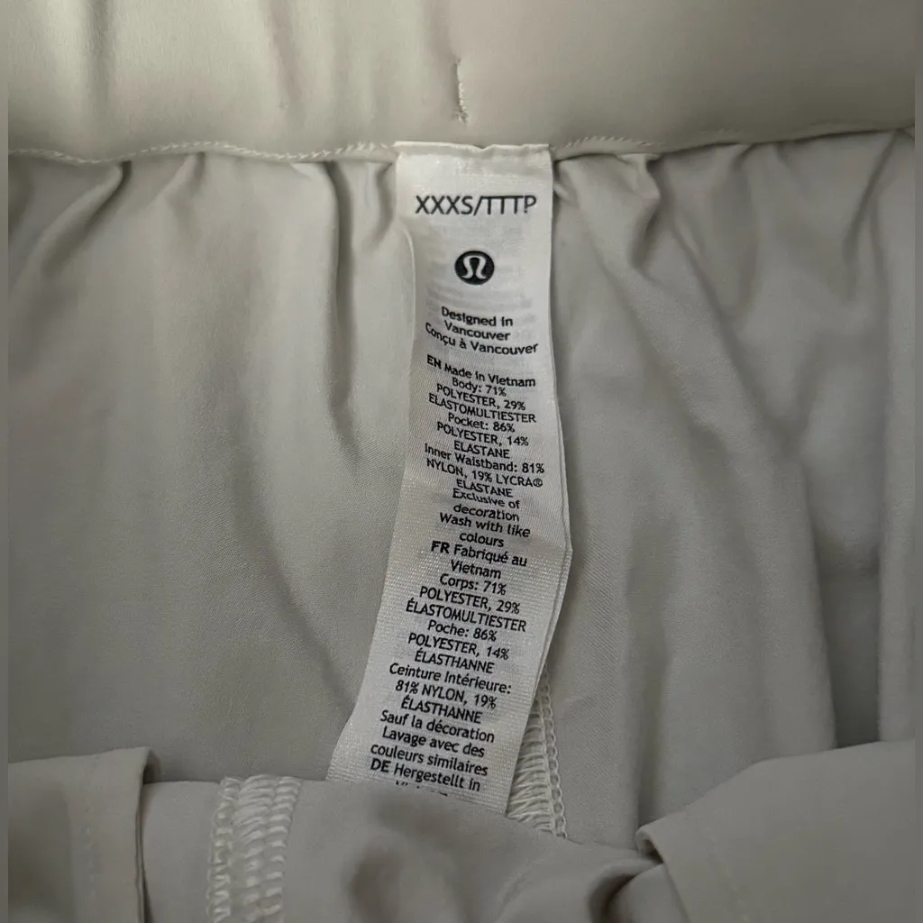 Lululemon Cinchable Waist High-Rise Woven Short 3.5" - Image 3