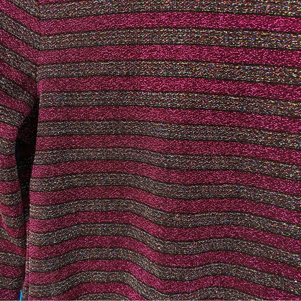 Twinkle Glitter Crop - Image 5