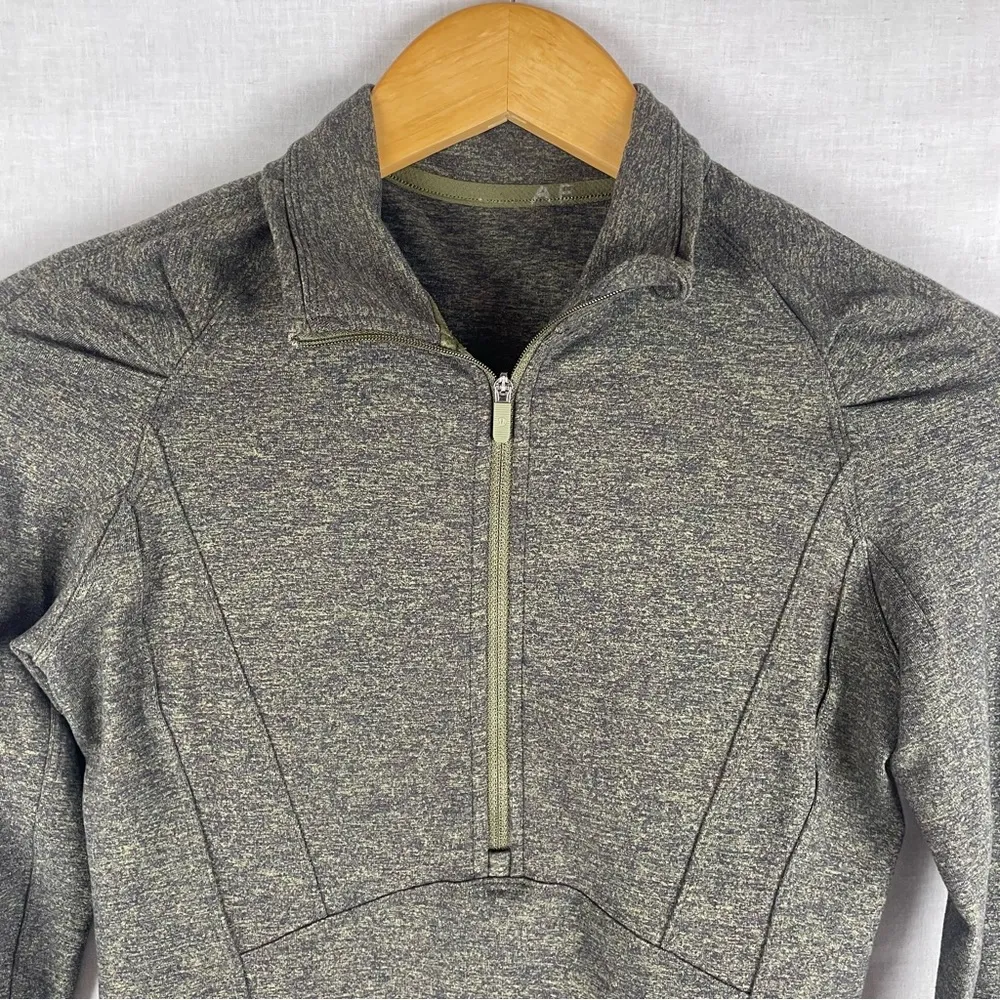 Lululemon Extra Mile 1/2 Zip Heathered Utilitarian/Black Size 2 - Image 3