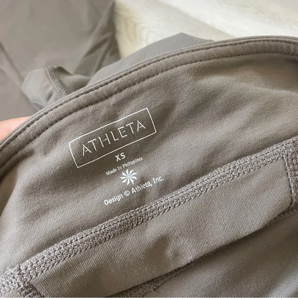 Athleta Flare Pants mid rise leggings womens Brown (xsmall) athleisure workout - Image 2