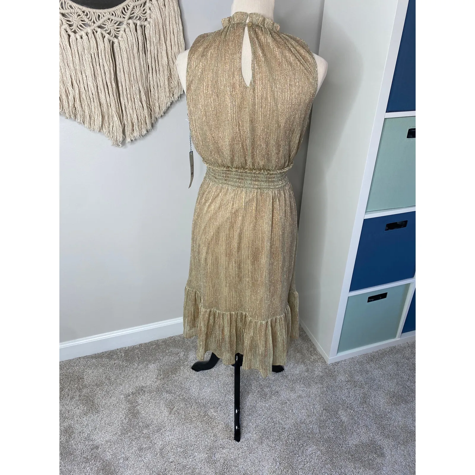 Draper James Gold Glitter High Neck Sleeveless Smocked Waist Tiered Dress S Xmas - Image 10