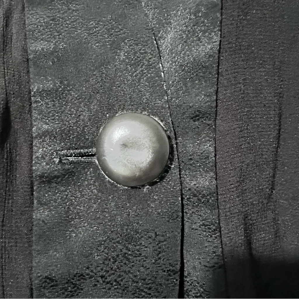 Elegant Black Women's Kimono Jacket :Box O: Size undefined - Image 3