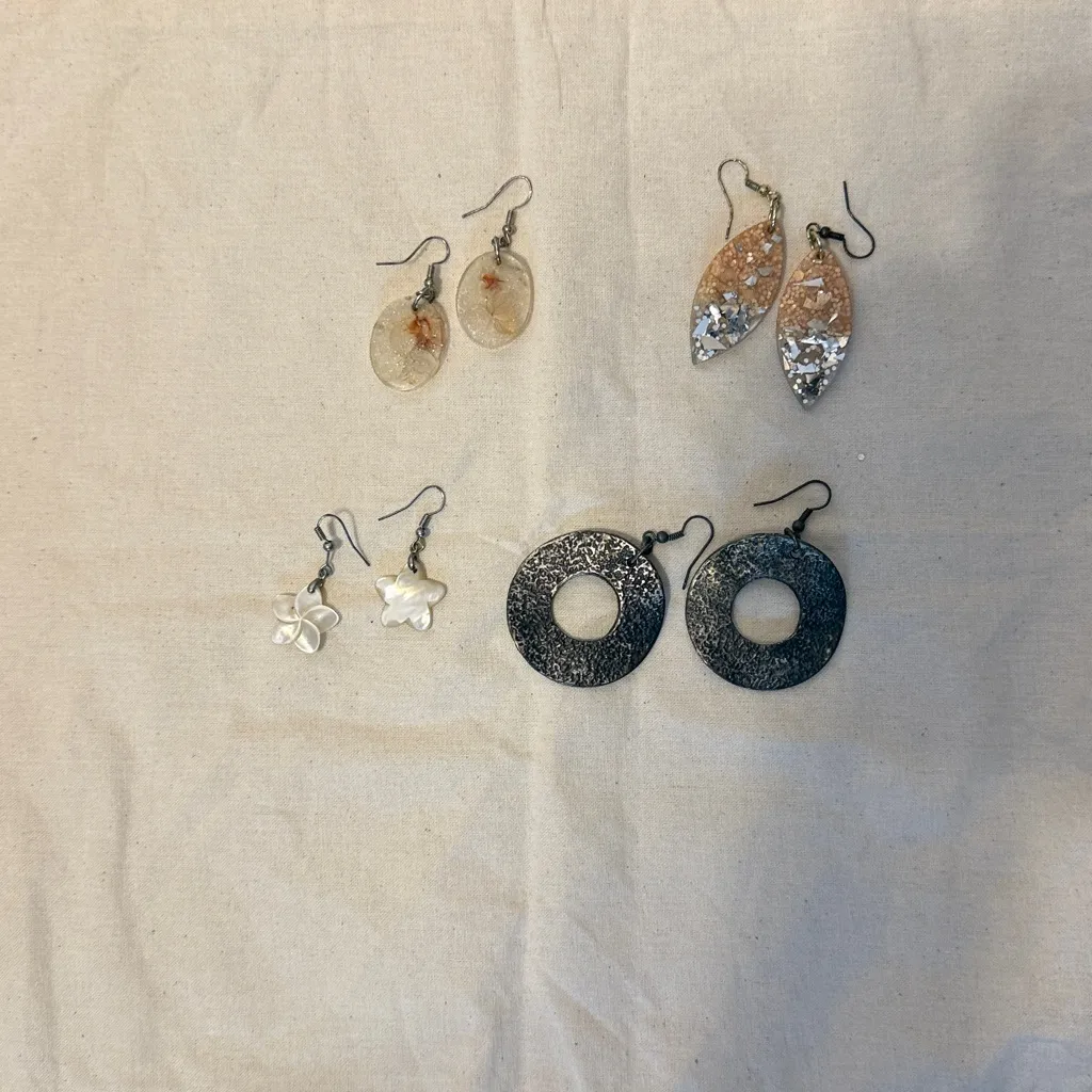 Elegant Mixed Color Earrings Set Brown - Image 2