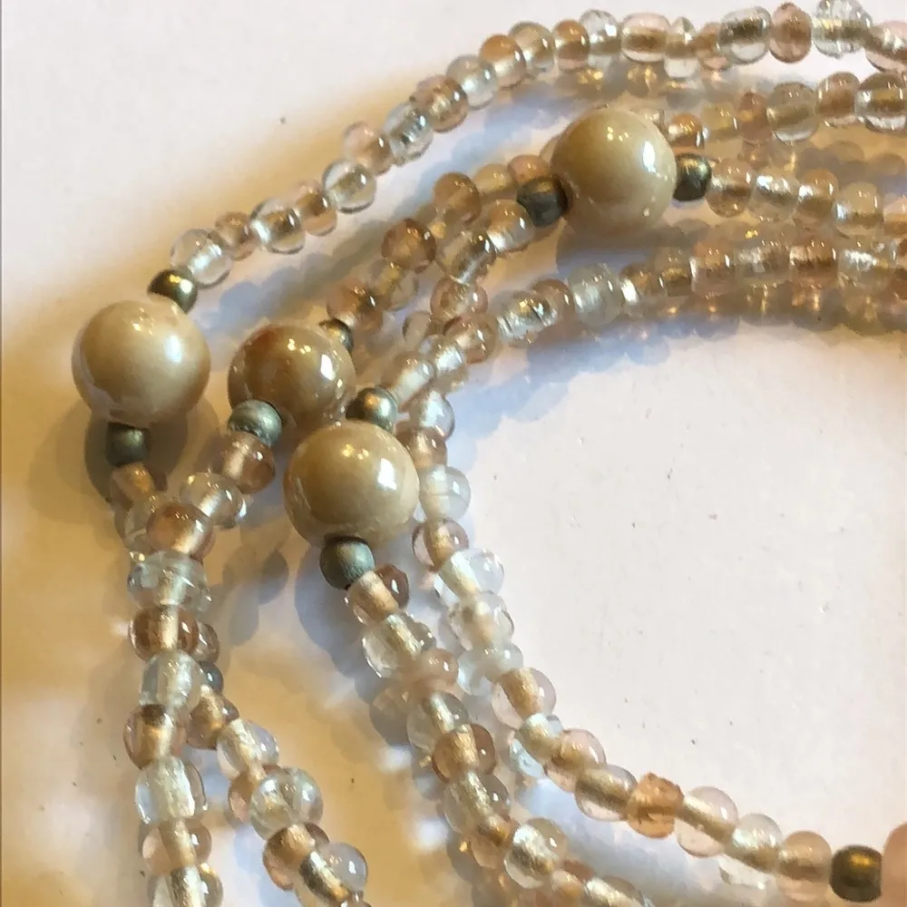 Vintage Transparent Pale Pink & Carved Beaded Boho Necklace - Image 9