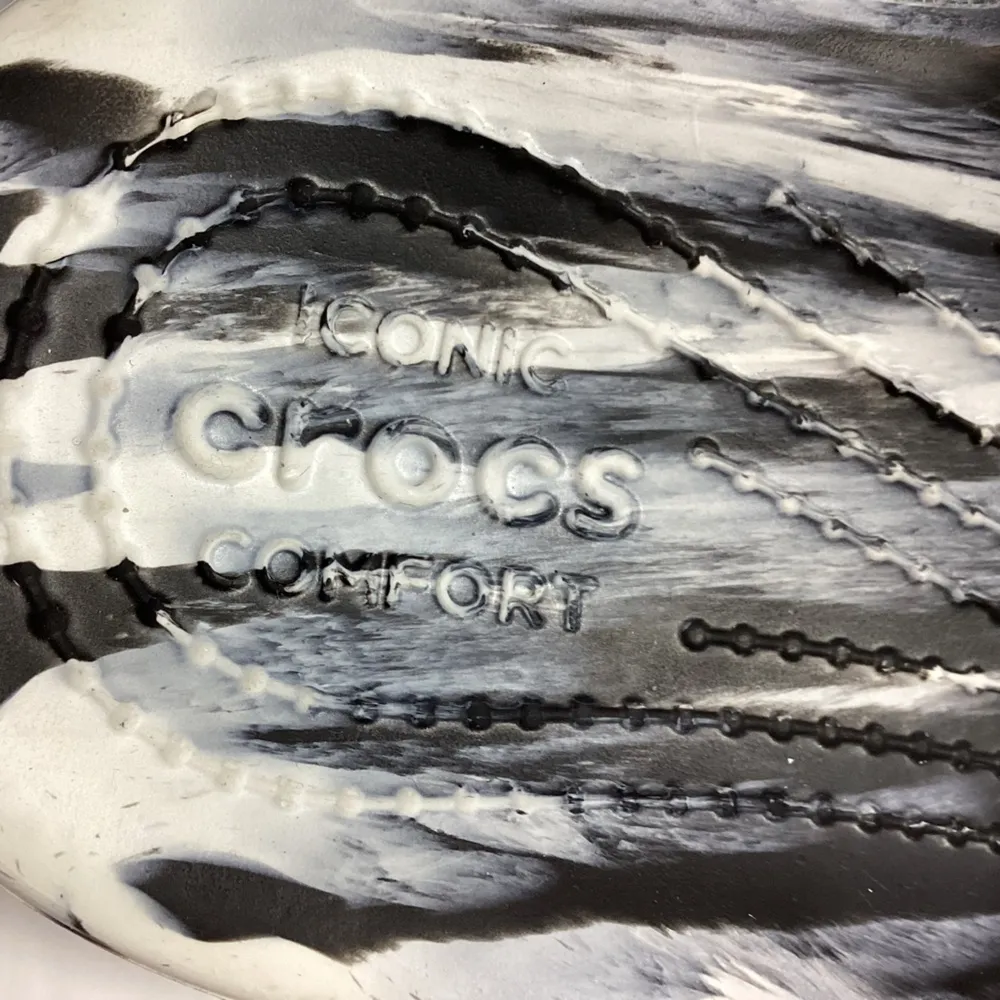 Crocs unisex  slides sandals - Image 4