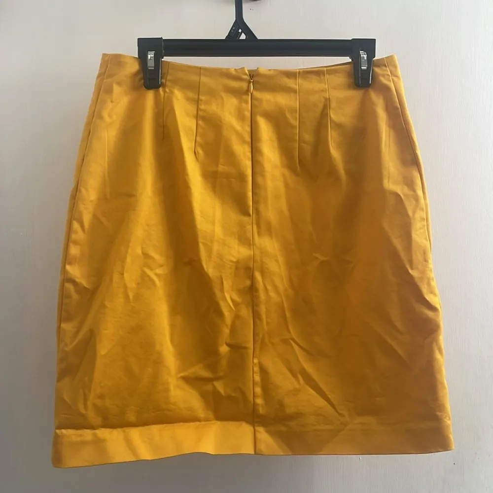 Worthington very gold skirt size 6 - Image 2