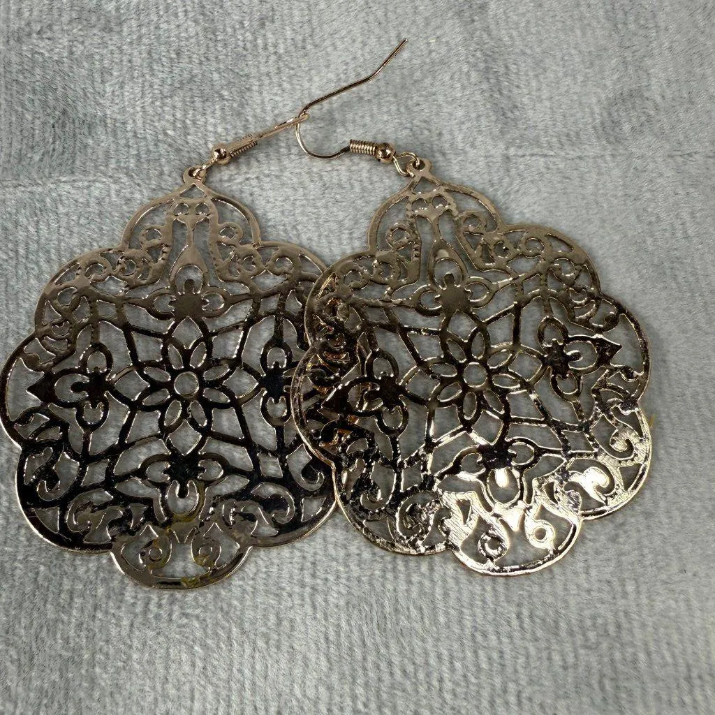 Floral Statement Dangle Earrings 2 Pair Pierced Hooks Silver & Gold - Image 15