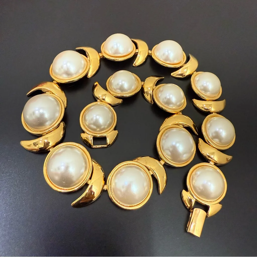 Vintage NAPIER Gold tone Faux Pearl Moon Detail Chunky Statement Necklace 125g. - Image 8