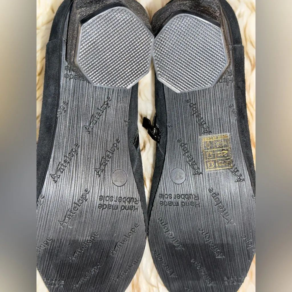 Antelope ‘P06 Perrin’ Suede Bootie in Black NWOT - Image 5