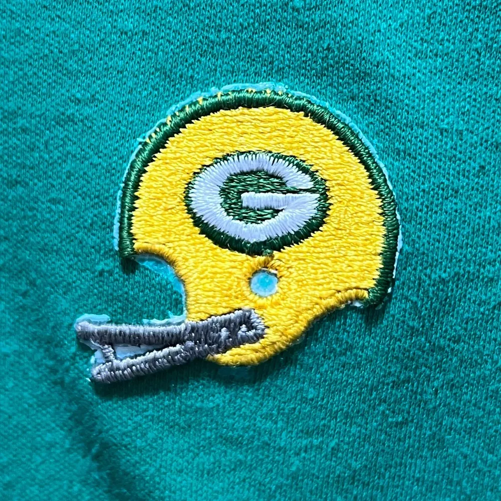 Women’s XL Super Vintage Green Bay Packers Embroidered Helmet Logo 7 Turtleneck - Image 3