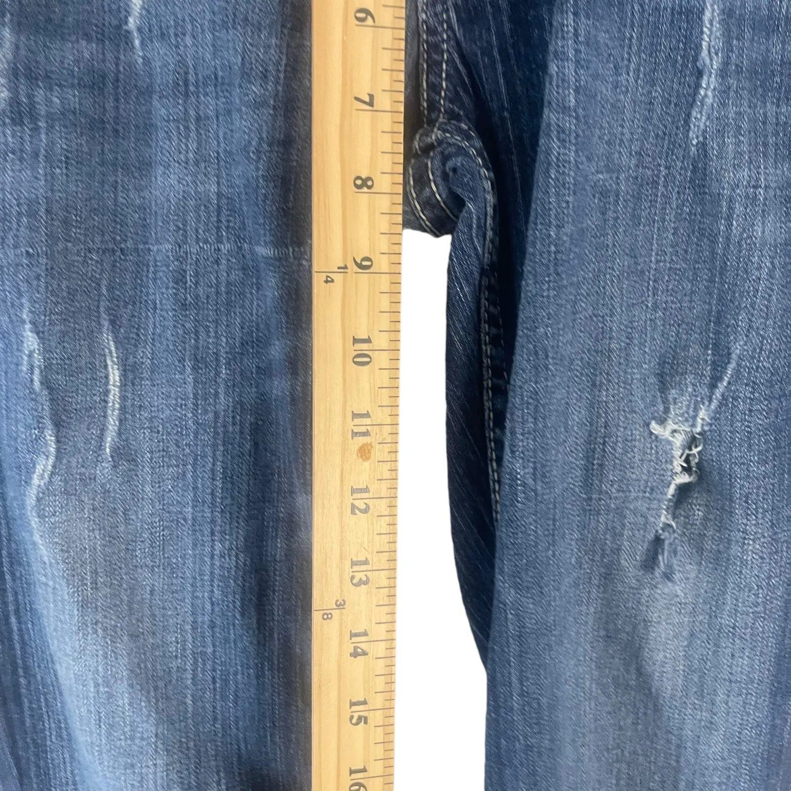 BKE Women's Size 28 Sabrina Western Medium Wash Capri Jeans - Image 12