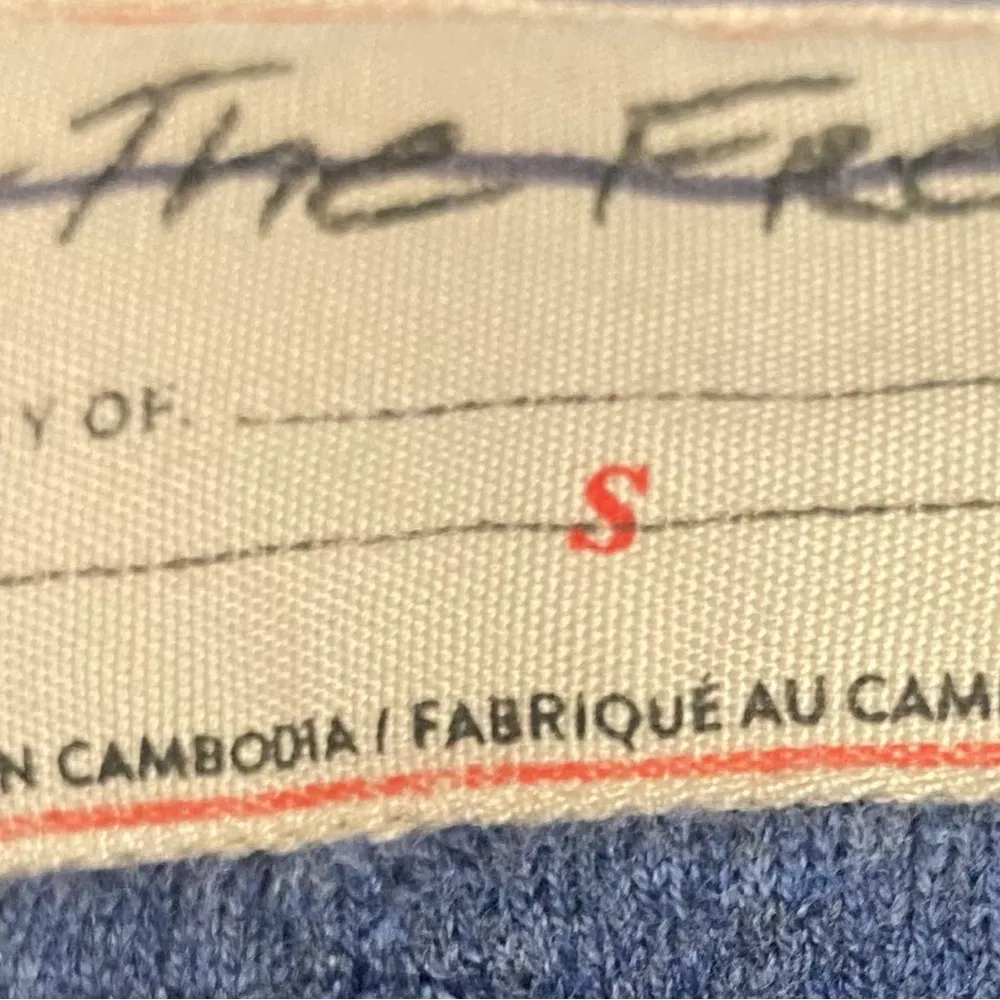 We The Free Midnight Pullover. Size Small - Image 4