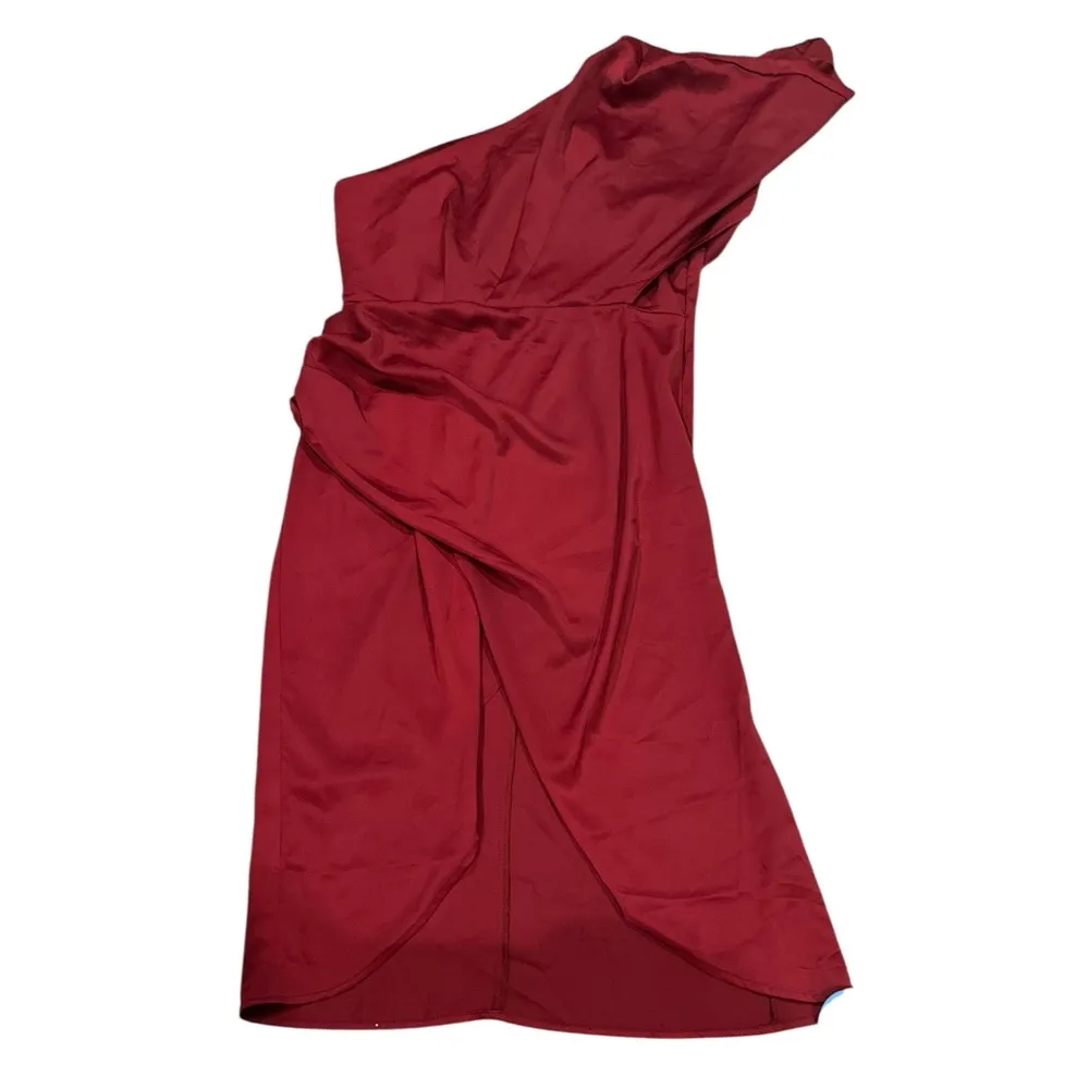 CUPSHE ONE SHOULDER SATIN DRESS L - Image 3