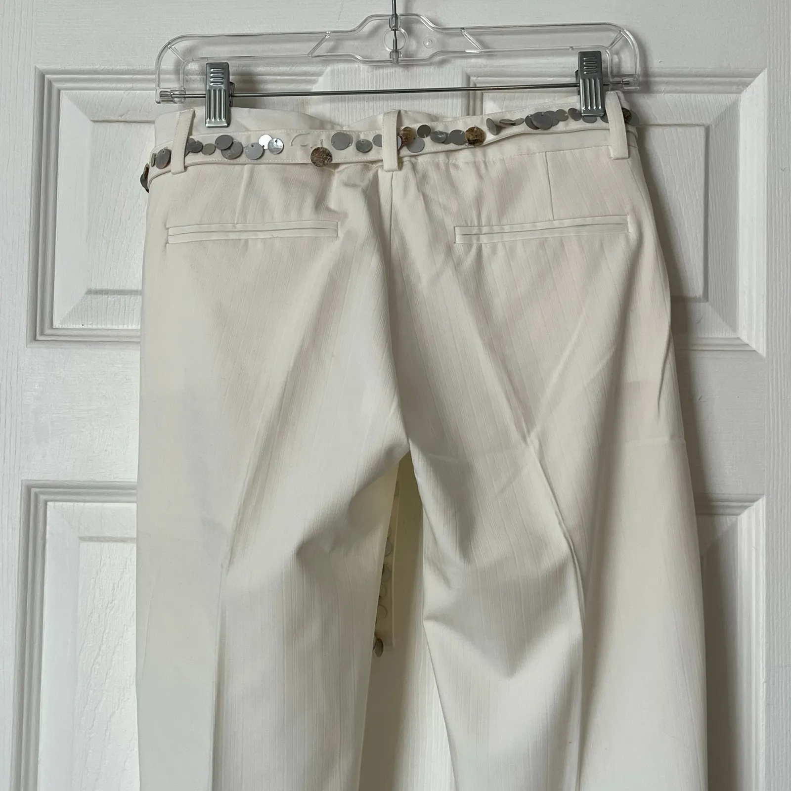 Miss Me White Trousers w/Shell Sequin Belt - Size L - NWT - Image 5