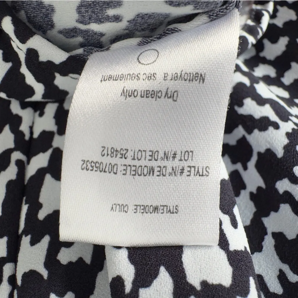 Theory Long Sleeve Button Down Stylish Black and White Top Petterned Collared M - Image 11