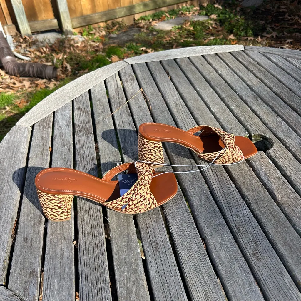 Nwt Women's Aaliyah Raffia Strappy Knot Sandal Heels - Universal Thread size 9 - Image 3