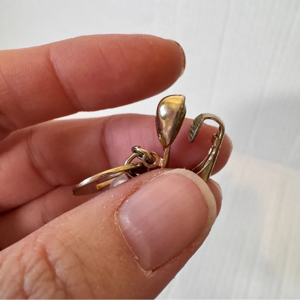 Vintage Park Lane Gold Tone Faux Pearl Clip On Earrings Estate Jewelry Classic - Image 3