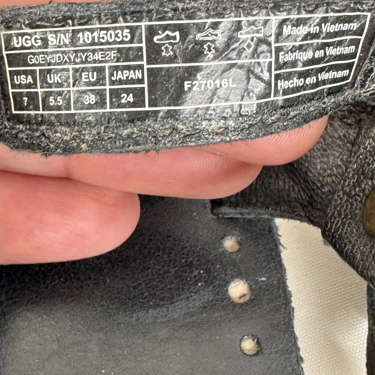 Ugg Black Leather Elin‎ Sandals Buckle Flats Braided Gold Accents Women Sz 7M US - Image 7