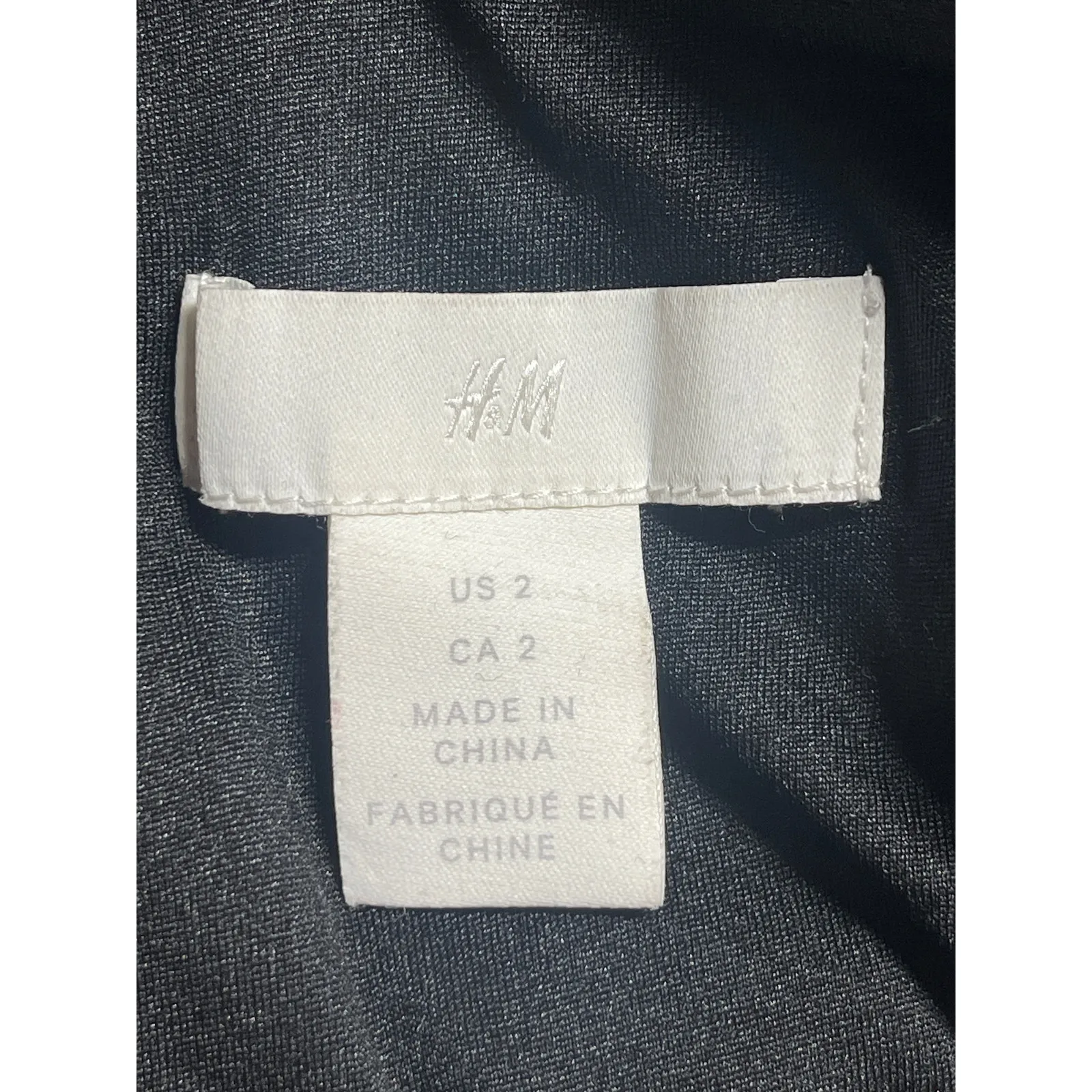 H&M Black Sequin Sparkly Shimmer Part High Waisted Pencil Mini Skirt Size 2 - Image 4