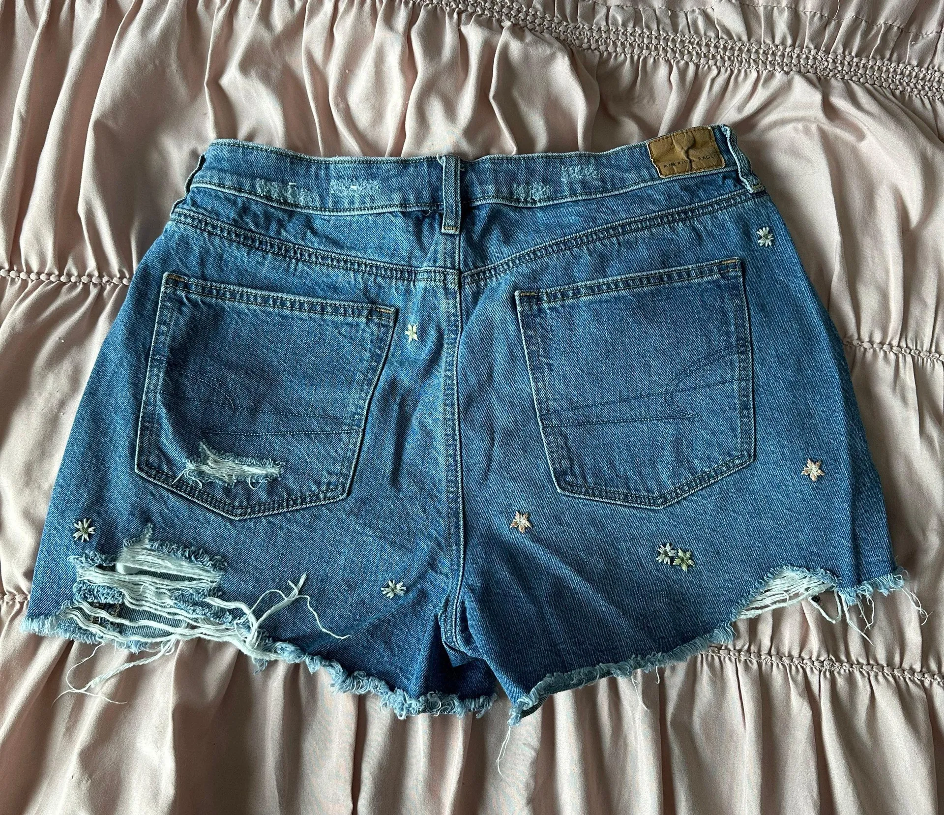 Outfitters Mom Shorts - Image 2