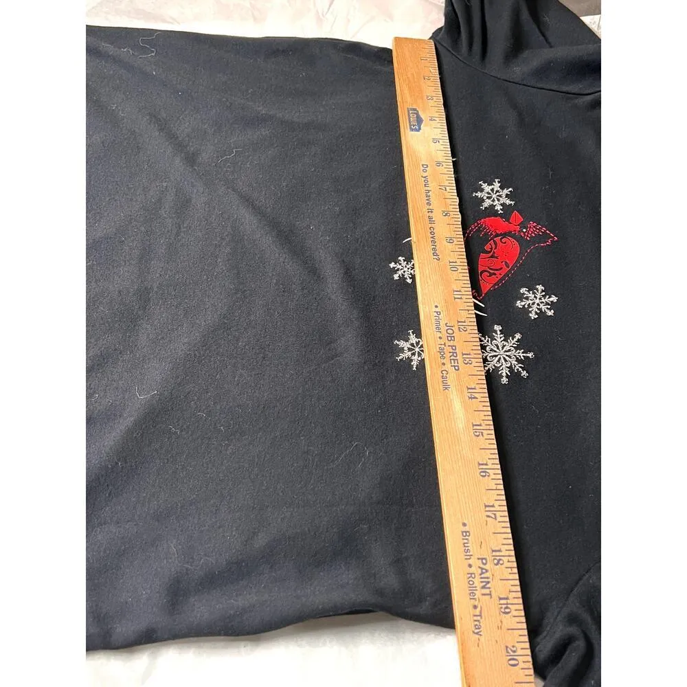 Croft & Barrow womens size large shirt black/red cardinals snowflakes Grannycore - Image 4