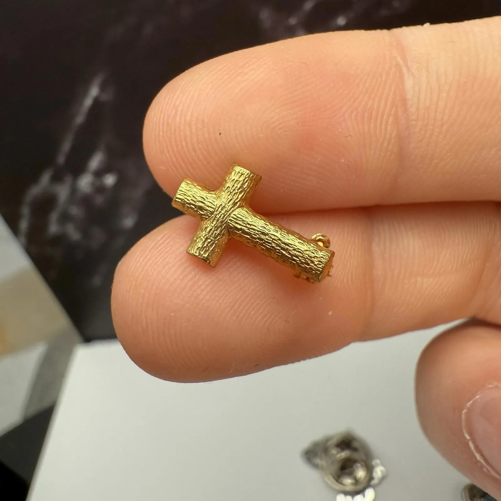 Lot Of 5 Small Brooch / Tack Pins - Image 5