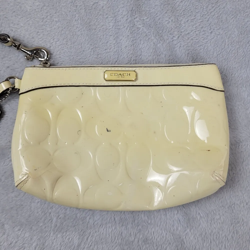 Coach Women's Wrislet Wallet Clutch Beige - Image 2
