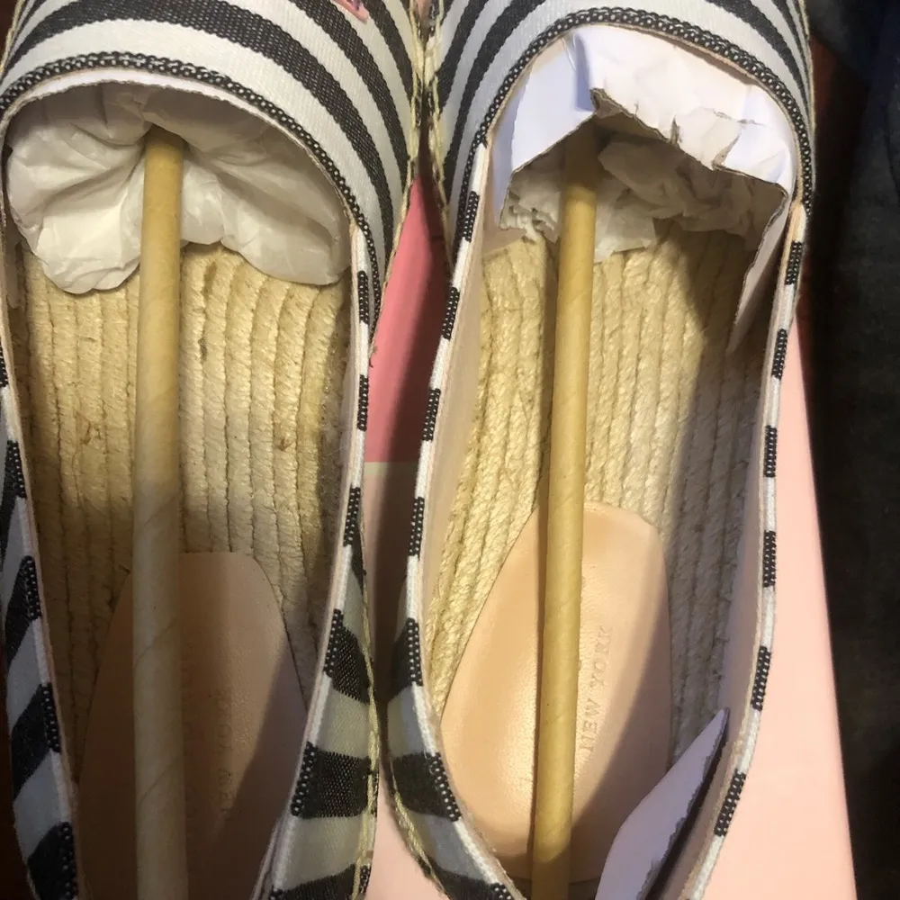 New York Gimlet Heart Lips Espadrille - Image 11